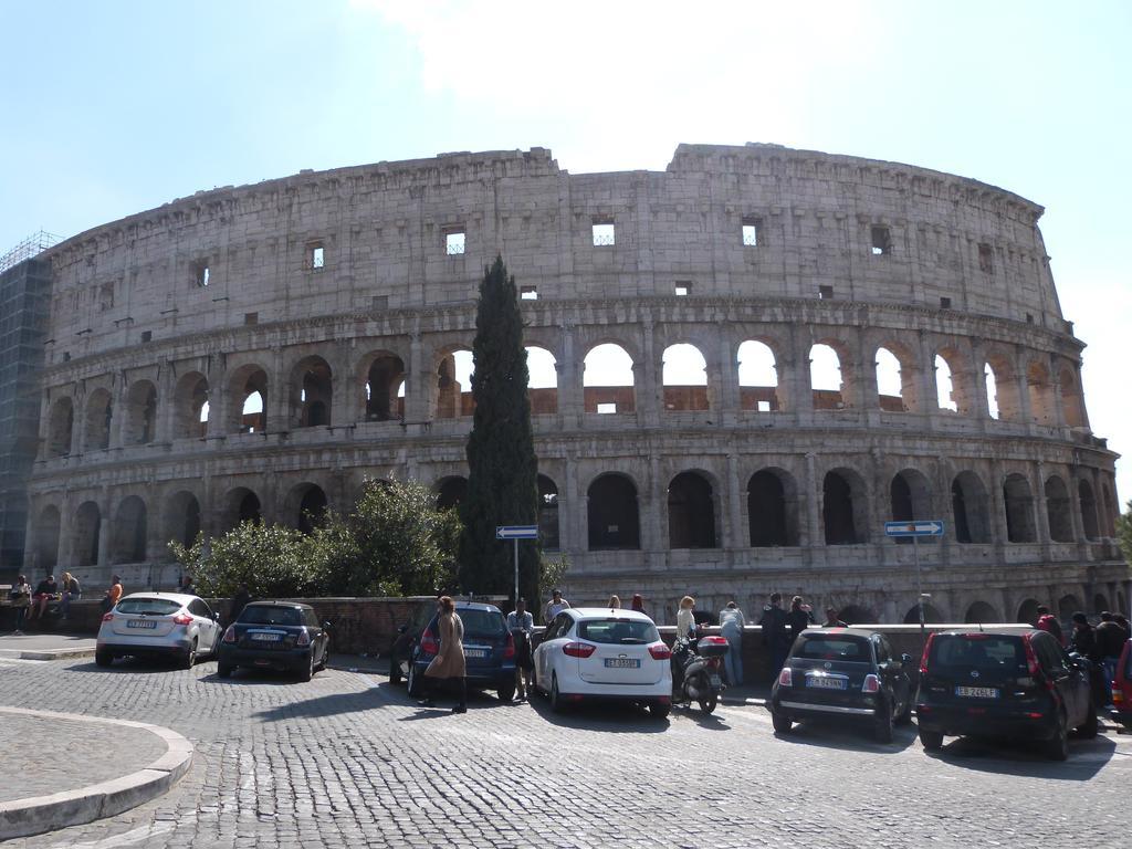 Colosseo Homerents 2 Roma Phòng bức ảnh
